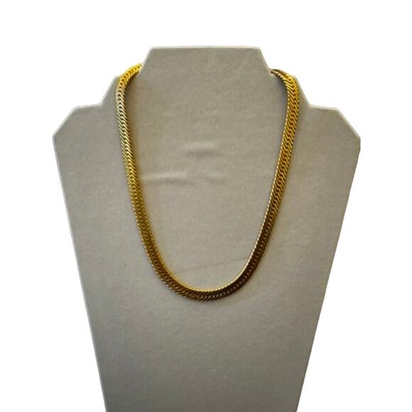 Givenchy Vintage Herringbone G Double Logo Clasp*Necklace*Gold Plated*Velvet Box - Picture 1 of 4